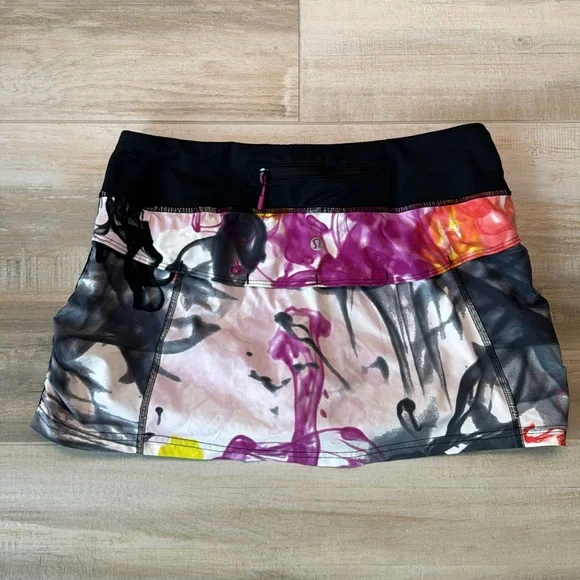 lululemon Athletica - Run: Unicorn Tears Skirt size 4 *VERY RARE* ONE OF A KIND* - Picture 2 of 4
